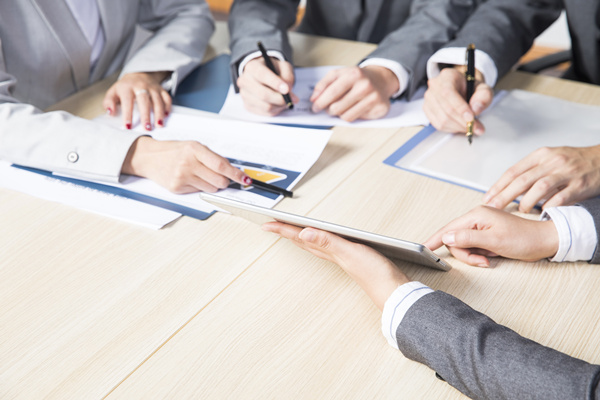 企業(yè)如何應(yīng)對(duì)突發(fā)事件？