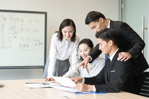 引領市場變革，專業(yè)營銷咨詢助力企業(yè)持續(xù)增長