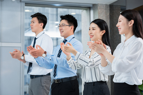 目標(biāo)設(shè)定與追蹤：明確目標(biāo)，確?？冃н_成