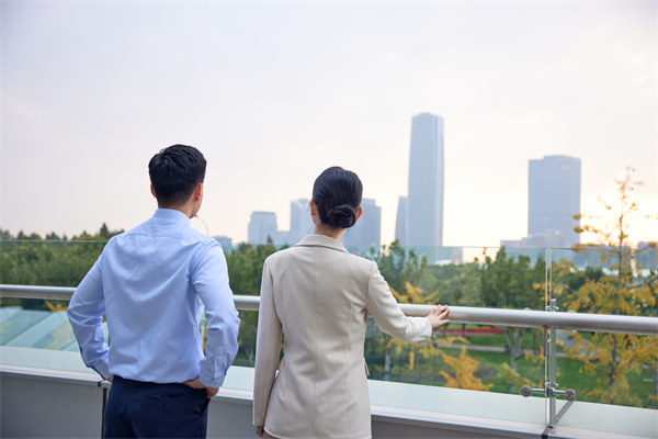 福利政策規(guī)劃：提供福利保障，增強(qiáng)員工忠誠度