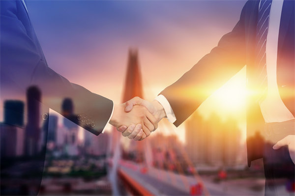 如何利用精益供應(yīng)鏈策略增強(qiáng)企業(yè)的抗風(fēng)險(xiǎn)能力？