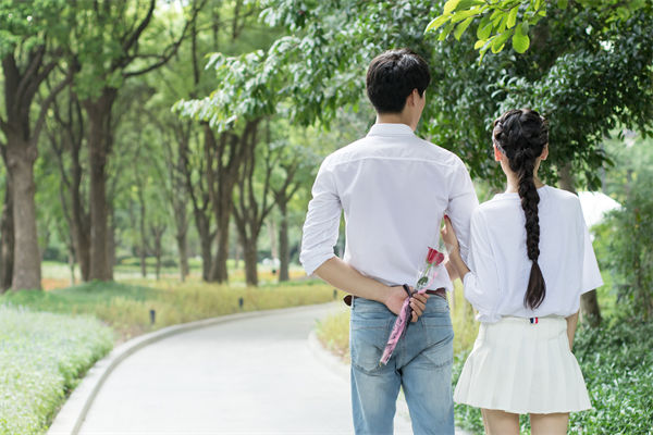 廣東一公司發(fā)錢鼓勵員工談戀愛，品牌營銷怎么看？