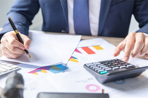 預算總超支卻無對策，企業(yè)預算管理如何精準控成本？