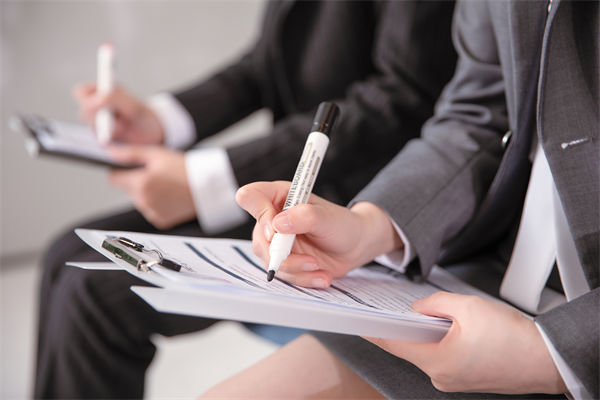 員工敬業(yè)度持續(xù)走低，人力資源怎樣精準(zhǔn)激活團(tuán)隊動能？